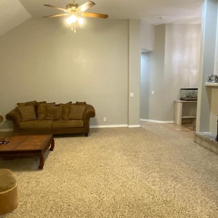 Beautiful Peaceful Desirable Home In Madera Rancho Exteriér fotografie